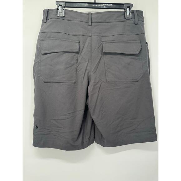 Lululemon Cadence Commute Short Mens 34 Gray Soot Flat Front Performance Golf - Picture 3 of 6